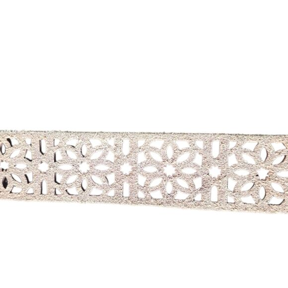 Genuine Leather Floral Cutout Belt Sz M Boho Chic Raw Edge 90s Vintage Inspired - Picture 11 of 13